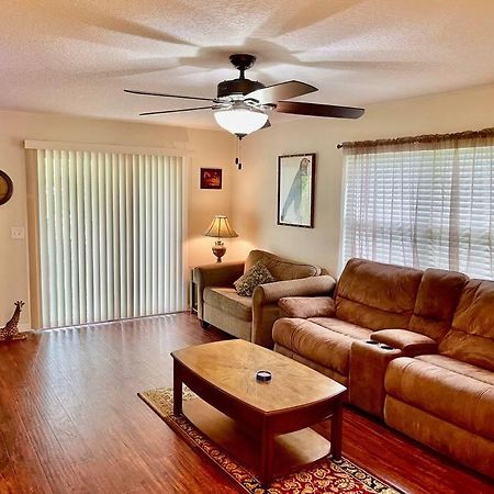 Cozy Modest Home Near Universal Studios/Volcanobay Орландо Экстерьер фото