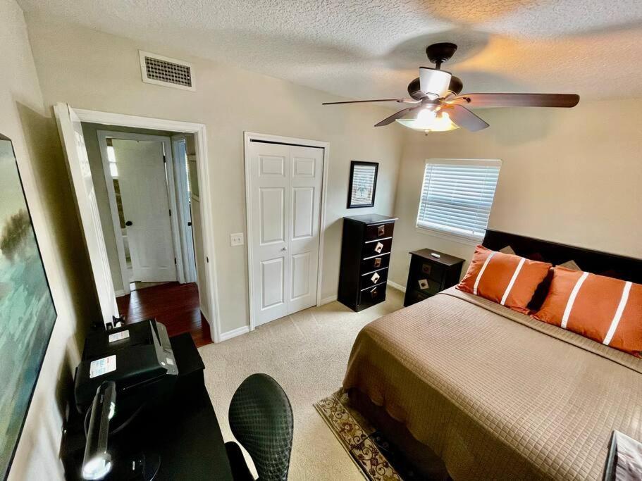 Cozy Modest Home Near Universal Studios/Volcanobay Орландо Экстерьер фото